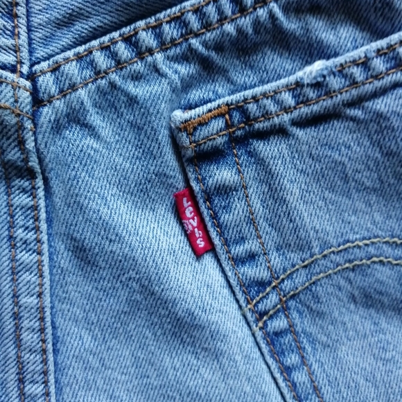 OLD LEVI'S 501 Denim Shorts Cut Off Fray Hem Button Fly 100% Cotton Red Tab W29 - Picture 7 of 8